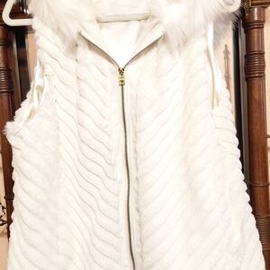 Marc New York White Faux Fur Hooded Vest XL